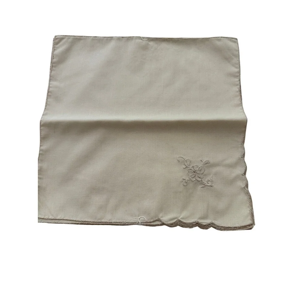 Napkins Cream Vintage Embroidered Linen Lot 6  cottagecore grandma‎ core